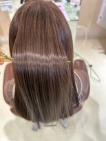 アズール 草加(azule) 髪質改善カラー ブラウン ツヤ髪スタイル