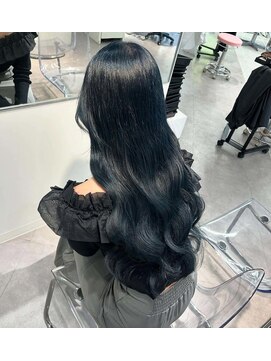 ユーフォリア 渋谷グランデ(Euphoria SHIBUYA GRANDE) ブルーブラック　ブルージュ　暗髪　艶髪　黒髪　YUKI