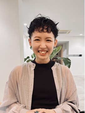 トミー(TOMMY) ショート