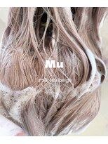 ミュー(Mu)&nbsp;ベージュカラーのスペシャリストチーム