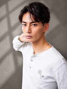 ロエメンズ(LOE men’s)の写真/清潔感のあるスタイルで、ビジネスシーンもバッチリ好印象！忙しい朝のセットも時短でキマる[大宮]