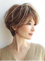 ハーツ(Heart's)&nbsp;大人ショートレイヤー白髪ぼかし脱白髪染め40代50代60代原宿