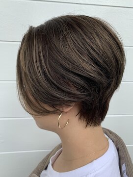 サロン ド モア(Salon de MORE) ハンサムショート