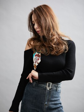 ヘアーカッティングガーデン ジャック モアザン 近鉄奈良店 外国人風ウェーブ[奈良/大和西大寺駅/白髪ぼかし]