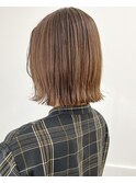 白髪ぼかしハイライトを活かした大人のベルボブ♪