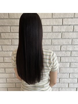 フルミー(fulme.) 雨でも快適！トリートメントでつくる艶髪ストレートスタイル☆