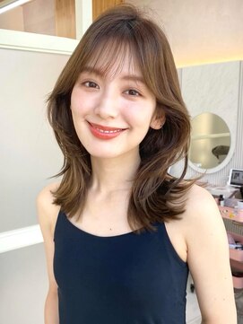 アフロートリノ(AFLOAT Leino) 2wayバング 韓国前髪 シースルー ミディアム くびれ