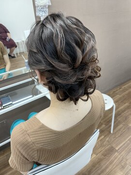 リレーション(Relation) 上品アップスタイル