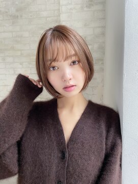 ジョエミバイアンアミ(joemi by Un ami) 【joemi】斜めバンググレージュカラーシルキーベージュ(小倉太郎