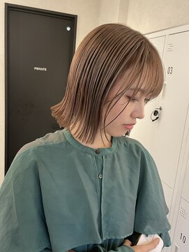 フォルメージ(formage) ハイトーンボブ ベージュカラー【三宮】福岡