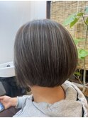 白髪を活かして楽しむカラー