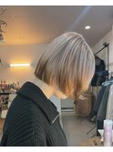 ブロンドベージュのルーツカラー