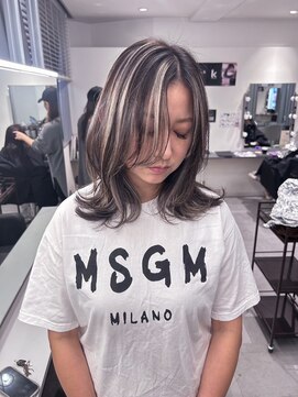 キング 梅田(K!ng) 縮毛矯正髪質改善ハイライトレイヤーカット梅田美容室エクステ