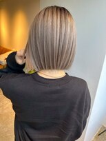 メリー オオサカ(Merly Osaka)&nbsp;beige shadow roots