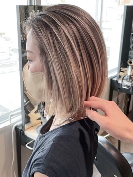 シオン(shion) ミディアムおくれ毛美髪韓国ヘア_ba402732