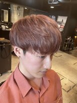 フランクスバーバー アンド ビアークラブ(FRANK'S BARBER and BEER CLUB)&nbsp;ピンクカラーマッシュスタイル