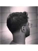 フランクスバーバー アンド ビアークラブ(FRANK'S BARBER and BEER CLUB)&nbsp;スパイキーショート/フェザーパーマ/サーフカール/有楽町