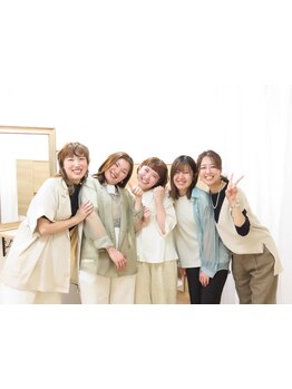 《半個室あり》MoMOはスタッフ全員が女性♪明るく楽しい接客で自然と笑顔になれるサロン◎
