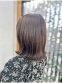 グレージュ×外ハネボブ