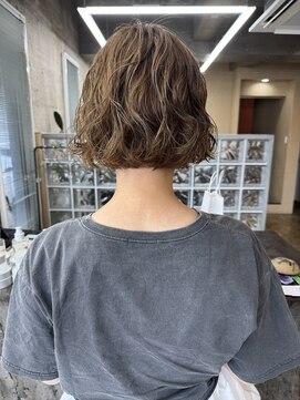 ナウ(now) ミニボブ×パーマ