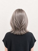 カラーラウンジ(Color Lounge) Color Lounge 白髪ぼかしシルバーグレージュ 大人ダブルカラー