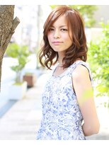 ジュエ (jouer)&nbsp;小顔抜け感セミディ/20代30代40代/くびれ巻き/ハイレイヤー