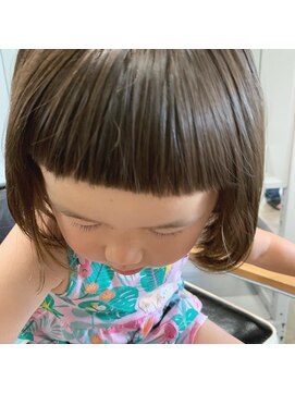 イン(in.) キッズオン眉ボブ