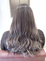 クアトログランシュ ひたちなか店(QUATRO×GranCieux)&nbsp;エアタッチバレイヤージュ×ホワイトミルクティー