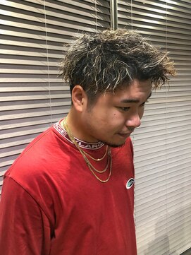 ピープスアンドスー 表参道 渋谷(Peeps&Suu.) メンズカット ツイストスパイラルパーマ ハイライト