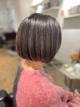 ツムグ 代官山店(TUMUGU) 白髪ぼかし30代40代50代60代代官山中目黒大人ショート大人ボブ