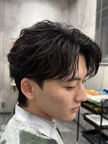 ビカムメンズヘアー 栄店(become men's hair)&nbsp;フェザーパーマウルフ/センターパート/名古屋栄メンズヘアカット