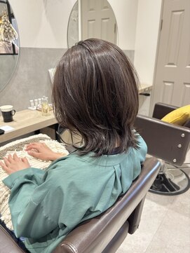 トマト(TOMTO) 【RYOHEI】ウルフレイヤー_ボブレイヤー_グレージュカラー