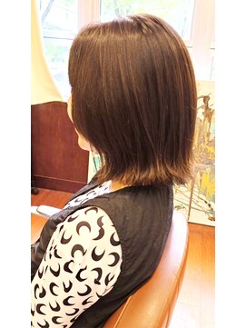 マルム(mulum) 可愛い外はねボブ