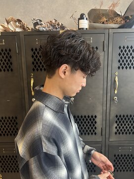 アチーブリス(achieve Liss) メンズカット波巻きパーマ黒髪ビジネス爽やかマッシュ