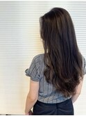 レイヤーカット、艶カラー
