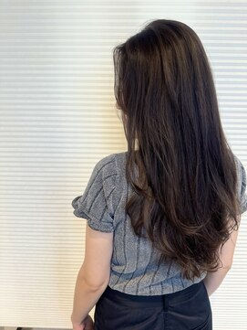 ヘアースタジオ ゼン カロン(Hair studio Zen kalon) レイヤーカット、艶カラー