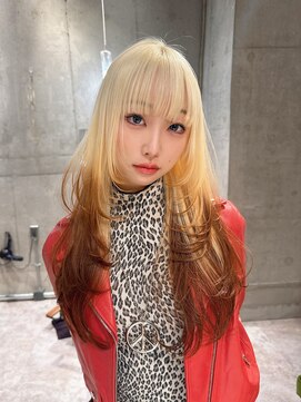 モニカ(MONIQA) 抜きっぱなしブロンド×ルーツカラーブラウン