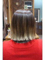 フェルト(FELT) 切りっぱなしボブ×グラデーションカラー