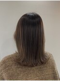 透明感ベージュカラー×