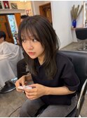 ミディアムレイヤー　ウルフカット　グレージュカラー　