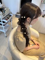 ヘアーリゾートラシックアールプラス(hair resort lachiq R+) サイドポニー