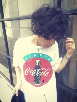 ユニカ バイ ベル 吉祥寺(unica by Belle) メンズ　セミウエットのパーマスタイル［Belle吉祥寺］