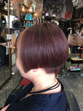 オーバーキャプテンネイキッド(OVER CAPTAIN NAKED) ベリーピンク！ショートボブ