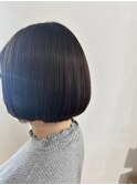 手ぐしでまとまるミニボブ♪