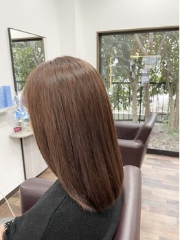 ウジュヘアー(UZU hair)の写真/【河内長野】《髪質改善》大注目の“酸熱トリートメント”でクセ・うねりをケア！自然なストレートへ♪