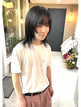 クオン(Quon) メンズのロングレイヤースタイルもカッコいい！