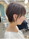 大人可愛い小顔ショートレイヤー くびれ 丸み