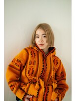 ヌウ(nuu)&nbsp;ダブルカラー/ハイトーン/ボブ/顔まわりレイヤー/ブロンド