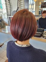 ラピス(LAPIS) ショートボブ×ピンクレッド