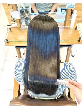 ペイジバイネオリーブ 吉祥寺店(Paige by Neolive) 斜めバング/グレージュカラー/シルキーベージュ/吉祥寺　M14